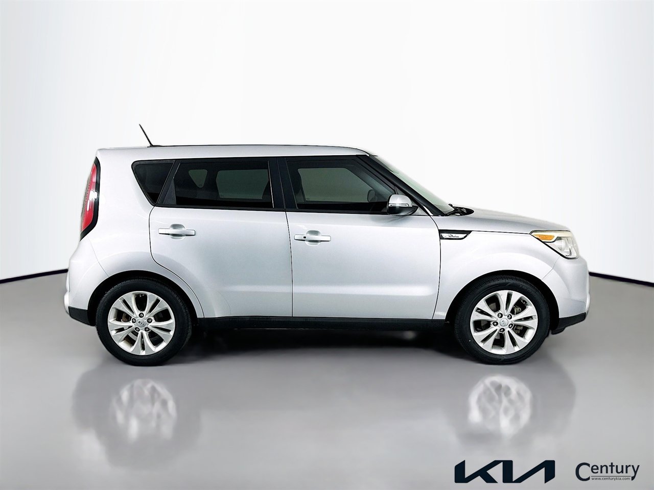 Used 2016 Kia Soul ! w/ Premium Package FWD image 4