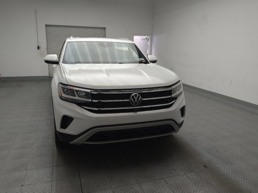 Used 2020 Volkswagen Atlas Cross Sport SEL Premium AWD/4WD image 14