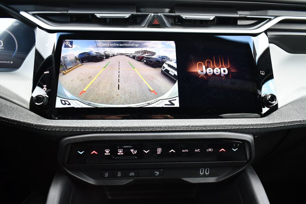 New 2026 Jeep Cherokee Laredo AWD/4WD image 15