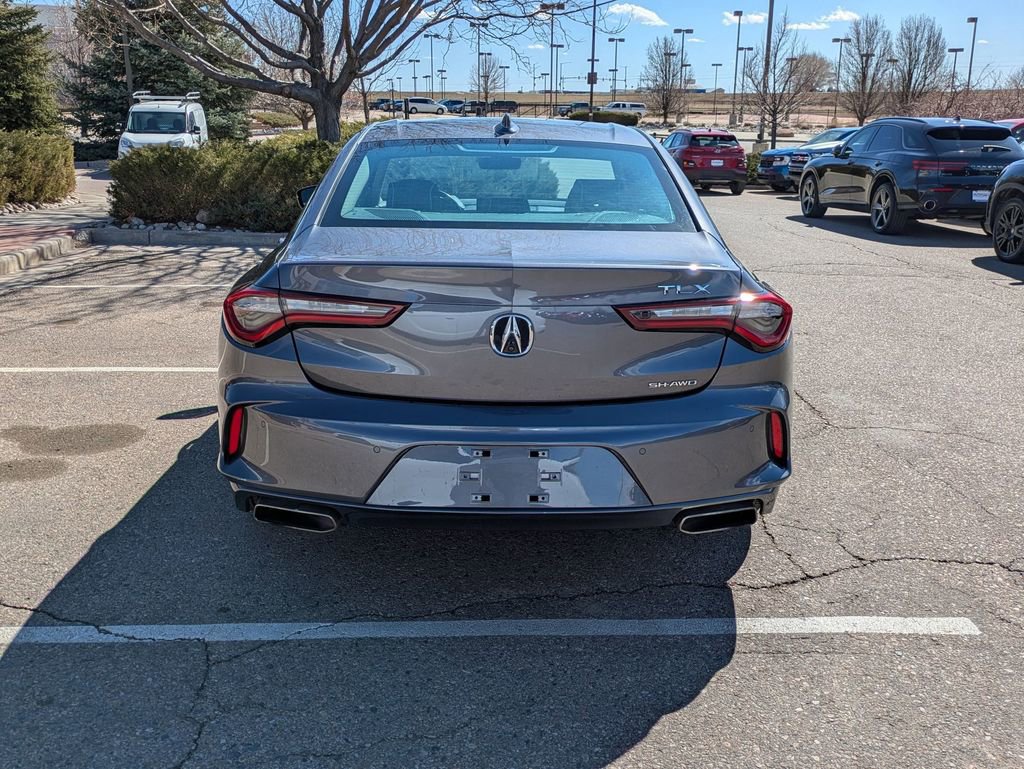 Used 2023 Acura TLX Advance image 5