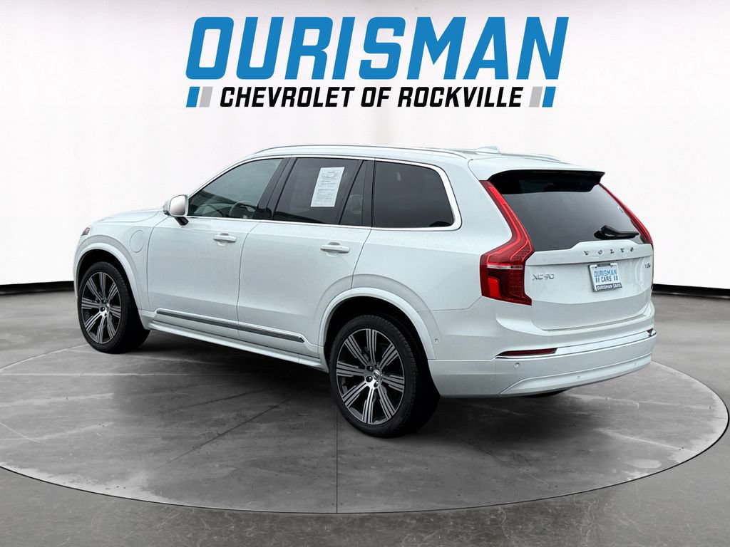 Used 2025 Volvo XC90 T8 Ultra w/ Protection Package Premier AWD/4WD image 4
