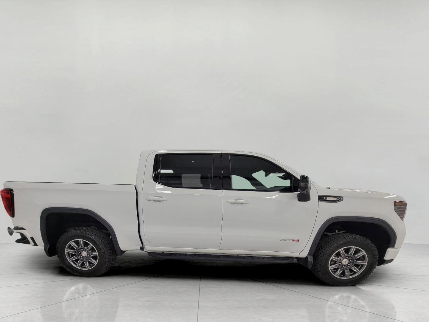 Certified 2024 GMC Sierra 1500 AT4 w/ AT4 Preferred Package AWD/4WD image 40