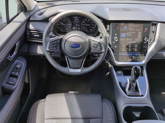 Used 2025 Subaru Outback Premium AWD/4WD image 12