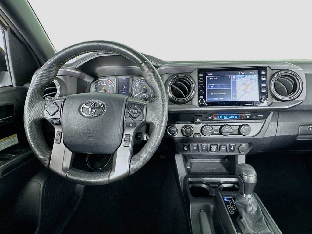 Used 2020 Toyota Tacoma TRD Off-Road w/ Technology Package AWD/4WD image 12