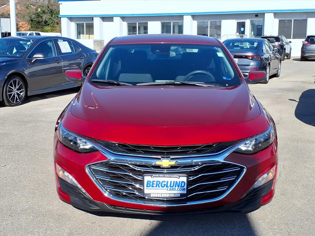 Used 2024 Chevrolet Malibu LT FWD image 8