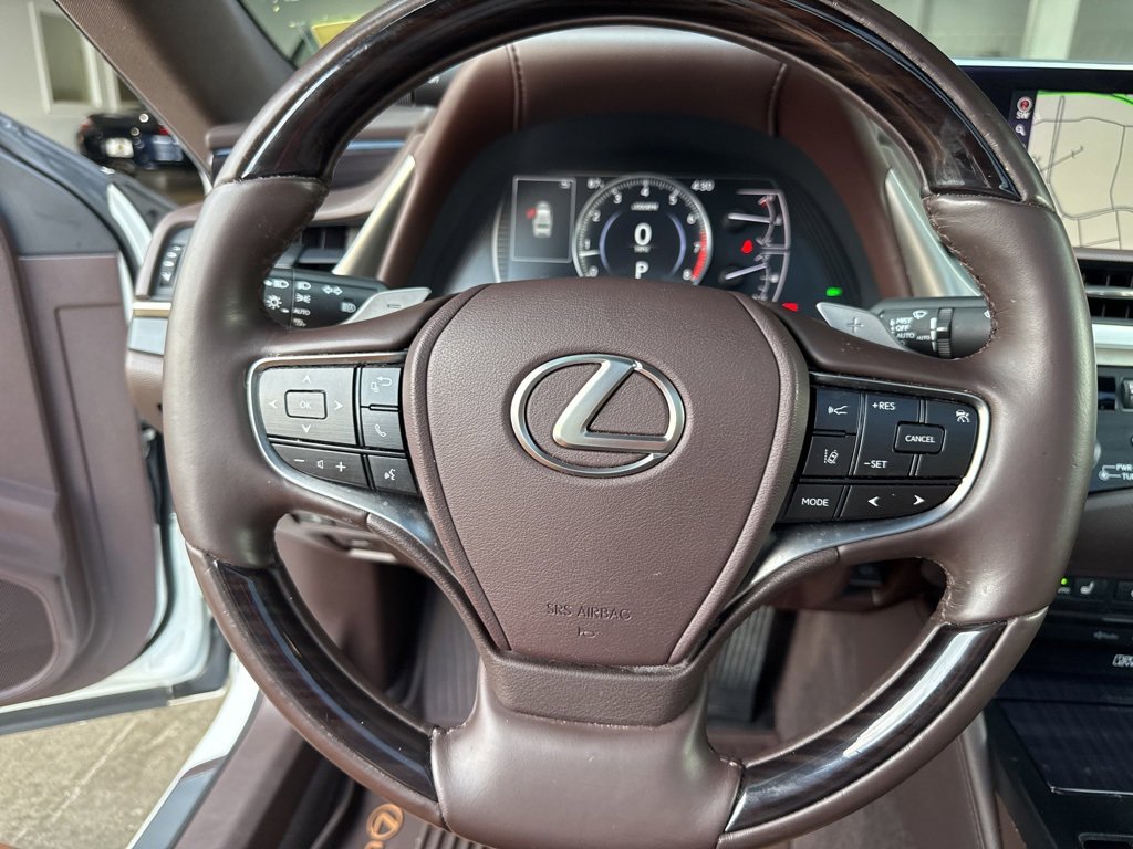 Used 2020 Lexus ES 350 Ultra Luxury image 29