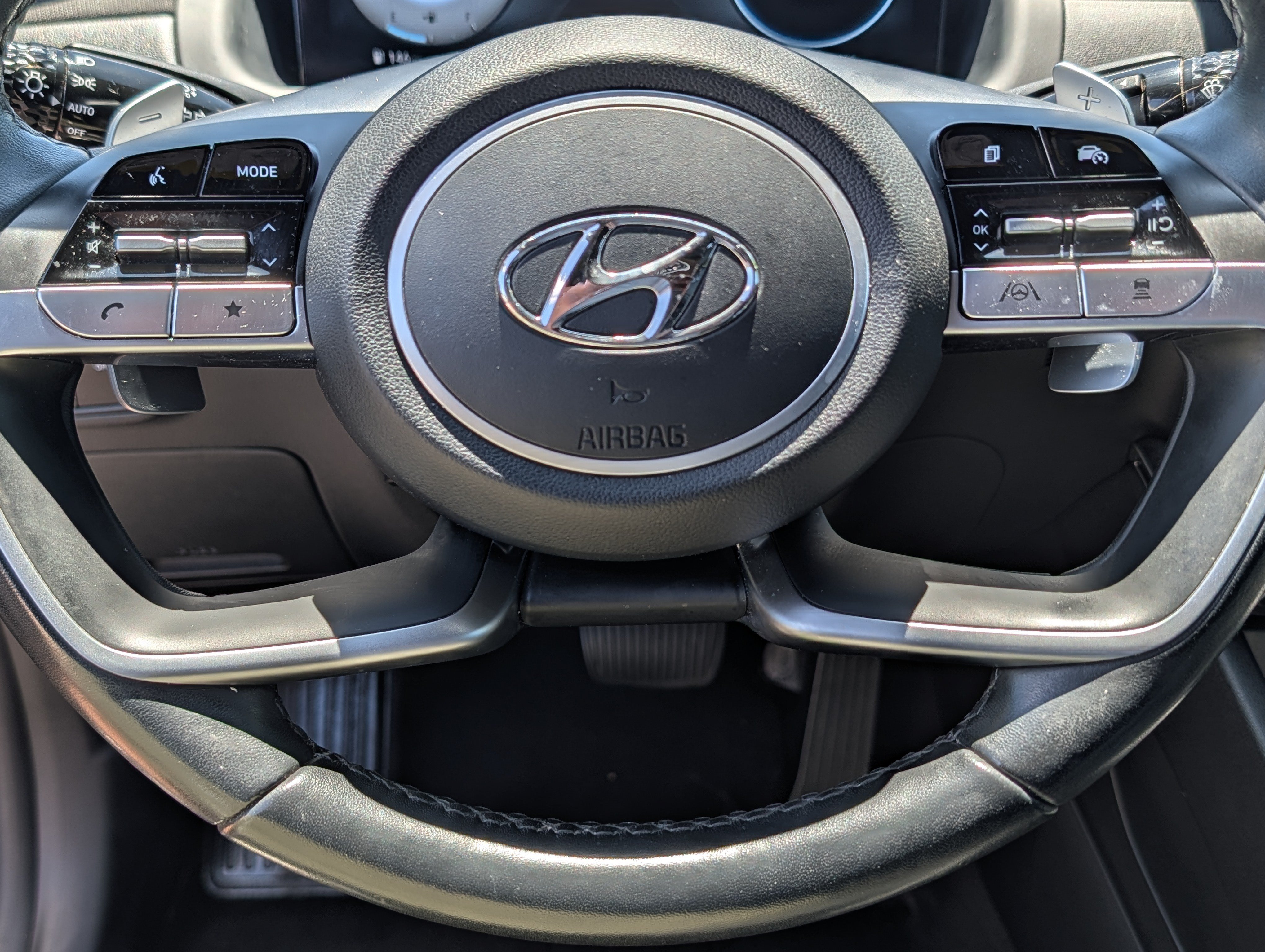 Used 2022 Hyundai Santa Cruz Limited AWD/4WD image 25