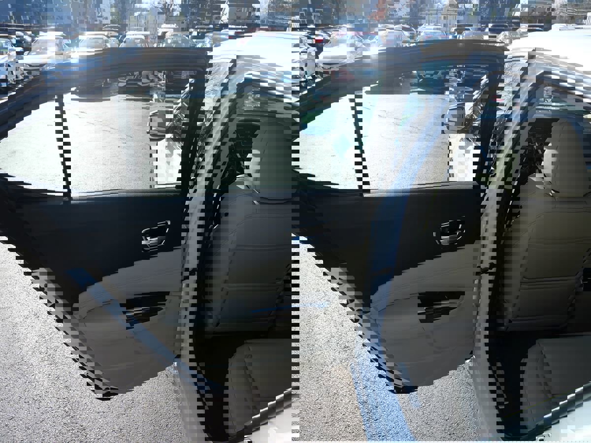 Used 2019 Acura TLX image 25