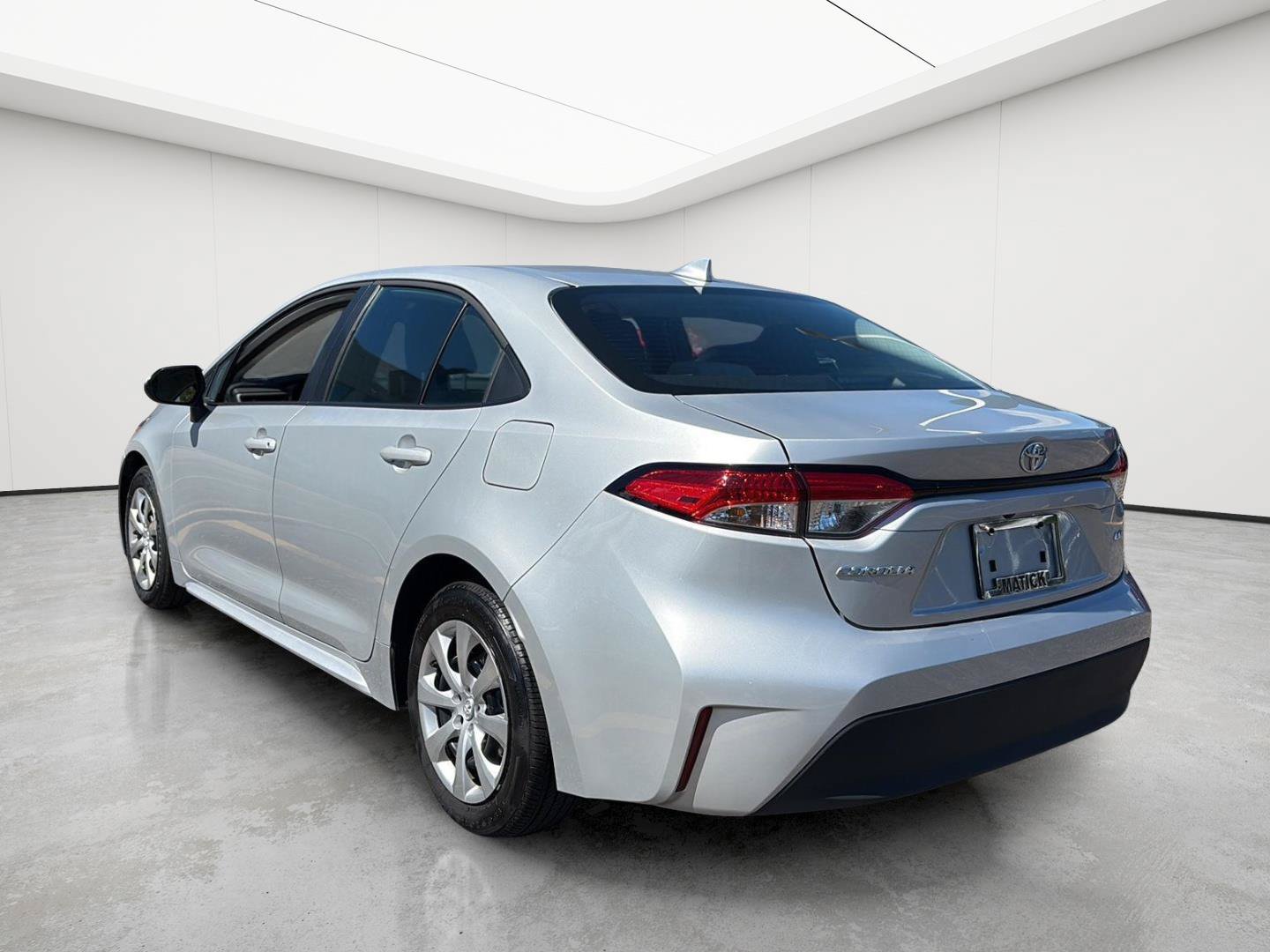 Used 2026 Toyota Corolla LE FWD image 26