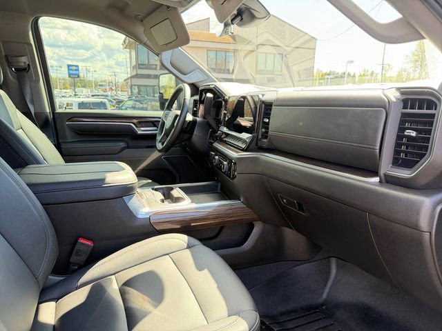 Used 2025 Chevrolet Silverado 3500 LT w/ Texas Edition AWD/4WD image 44