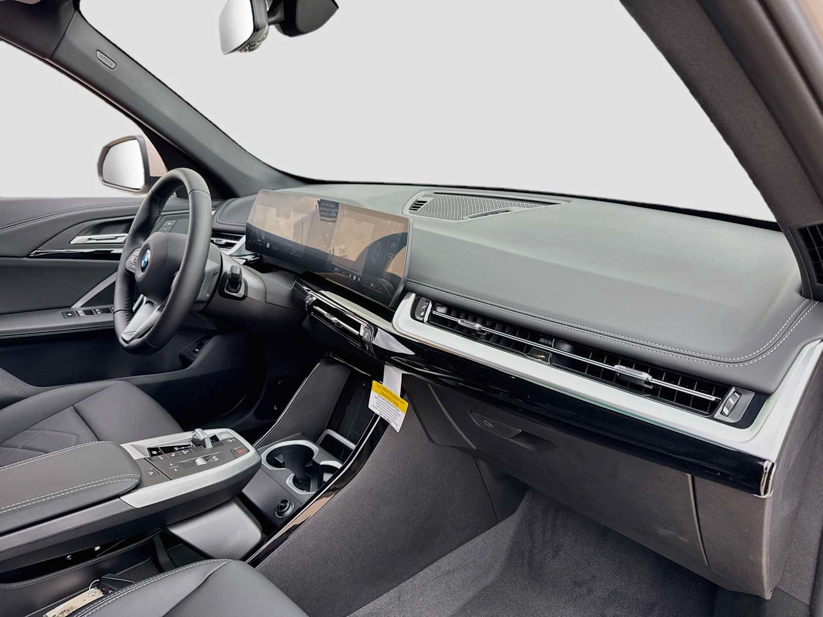 New 2027 BMW X1 xDrive28i AWD/4WD image 8