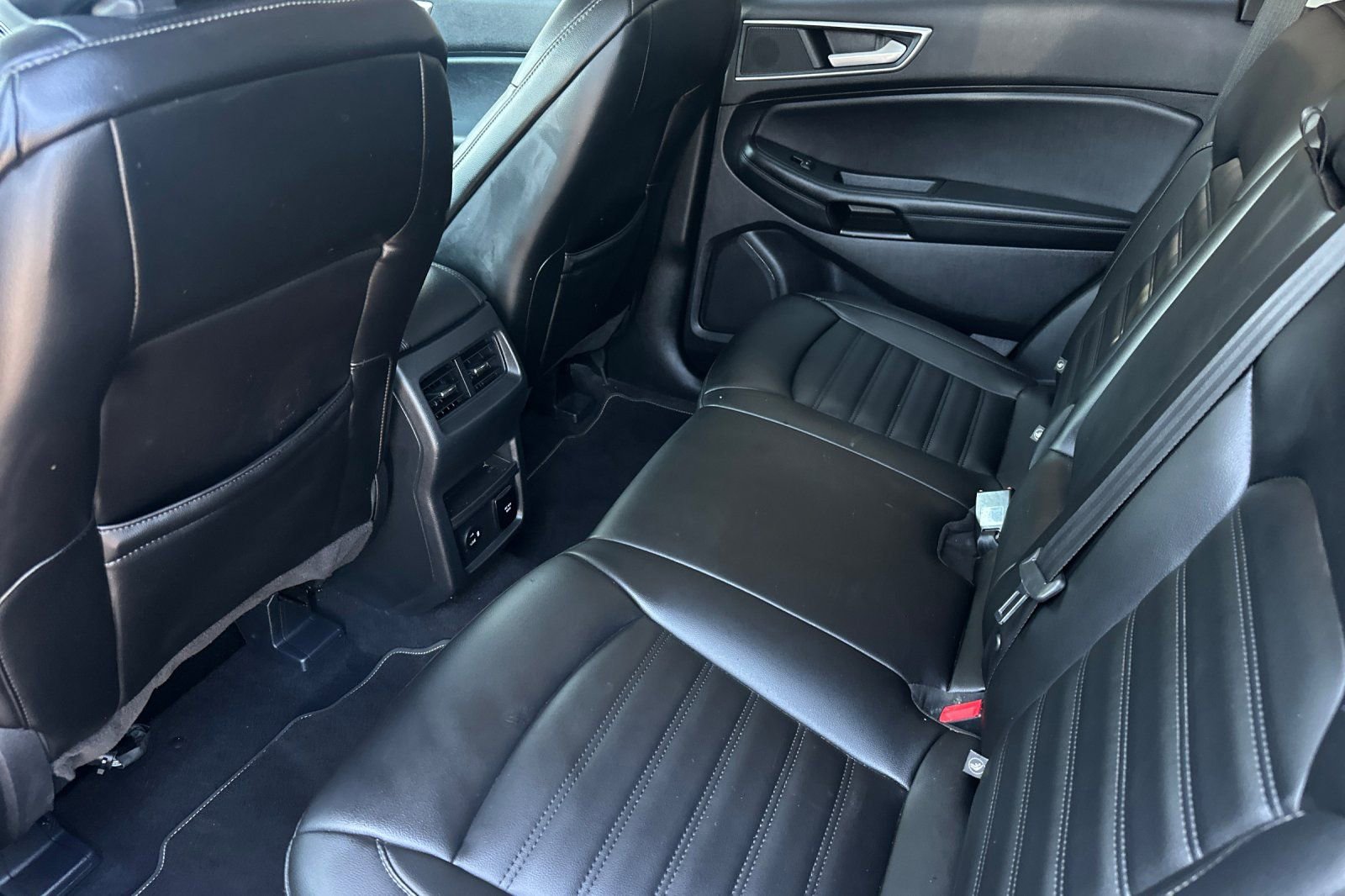 Used 2022 Ford Edge SEL w/ Convenience Package image 14