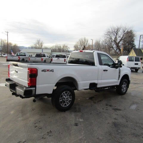 Used 2025 Ford F350 XLT w/ 360-Degree Camera Package image 4
