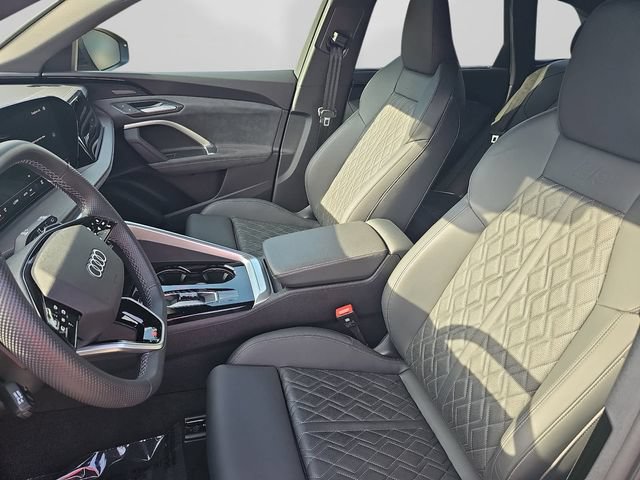 Used 2025 Audi SQ5 Premium Plus w/ Premium Plus Package AWD/4WD image 18