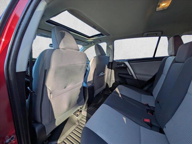 Used 2015 Toyota RAV4 XLE image 16