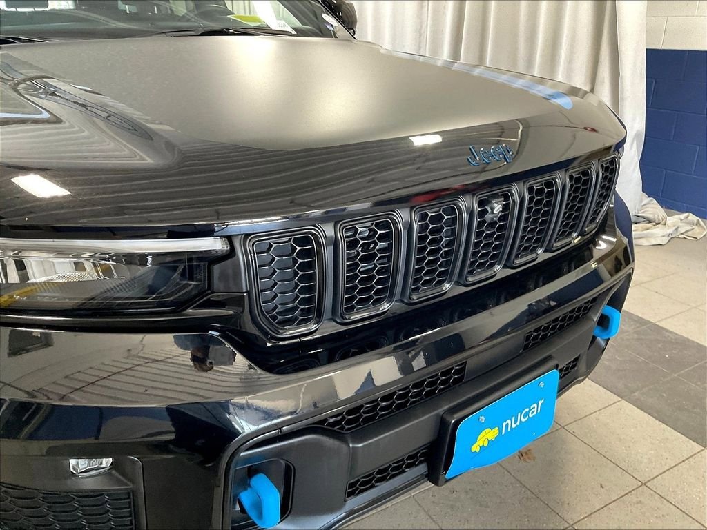 Used 2023 Jeep Grand Cherokee Trailhawk AWD/4WD image 29
