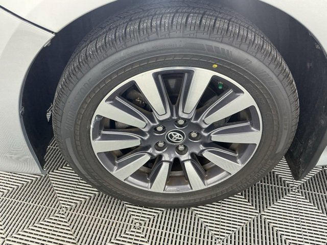 Used 2020 Toyota Sienna XLE Premium image 19