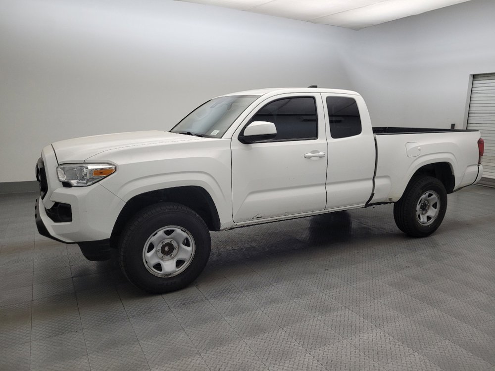 Used 2022 Toyota Tacoma SR RWD image 2