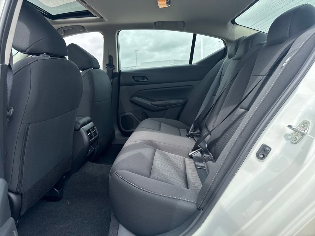 New 2026 Nissan Altima 2.5 SV w/ SV Special Edition Package FWD image 10