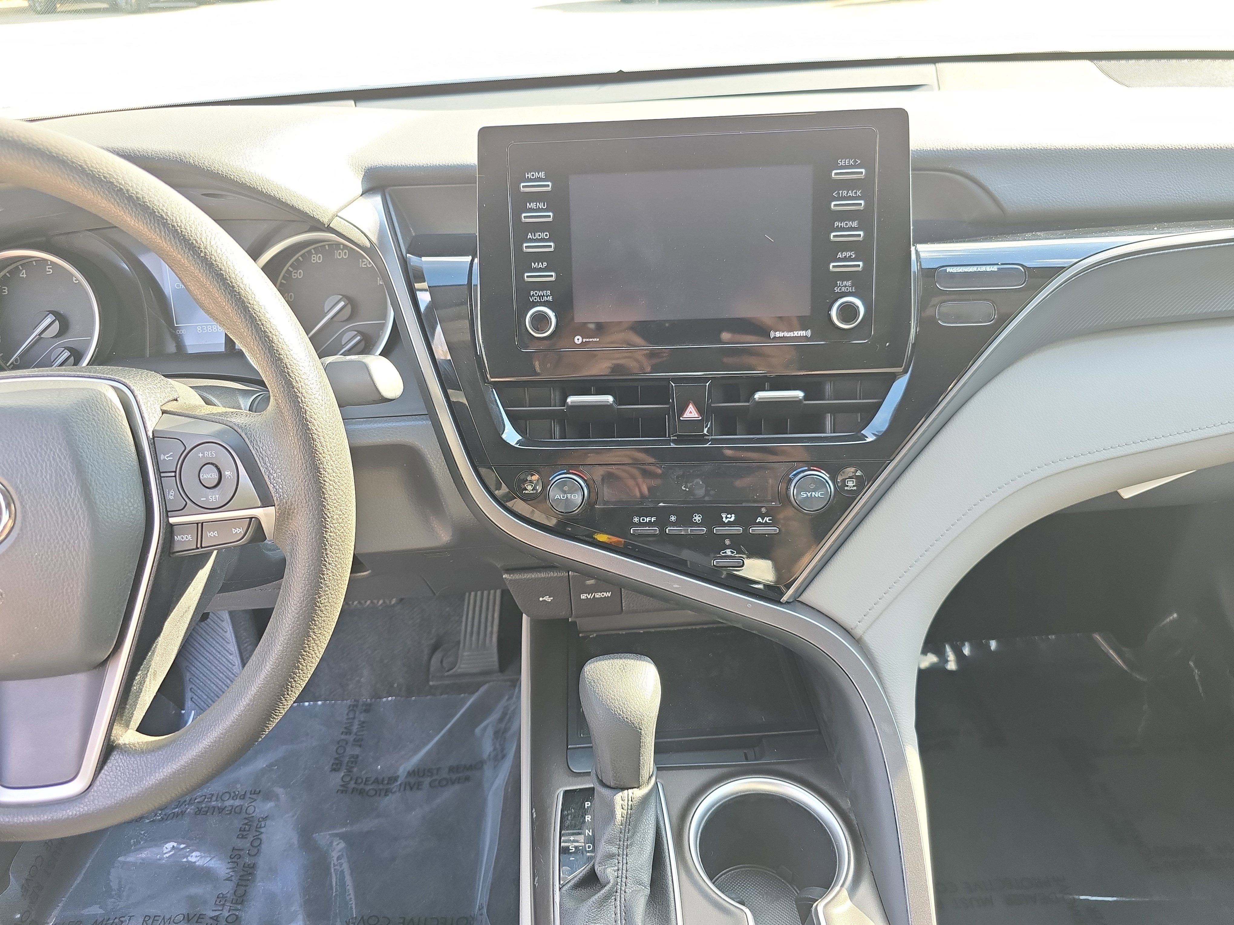 Used 2023 Toyota Camry LE FWD image 17