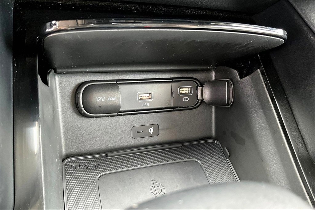 Used 2022 Kia Telluride SX w/ SX Prestige Package image 33