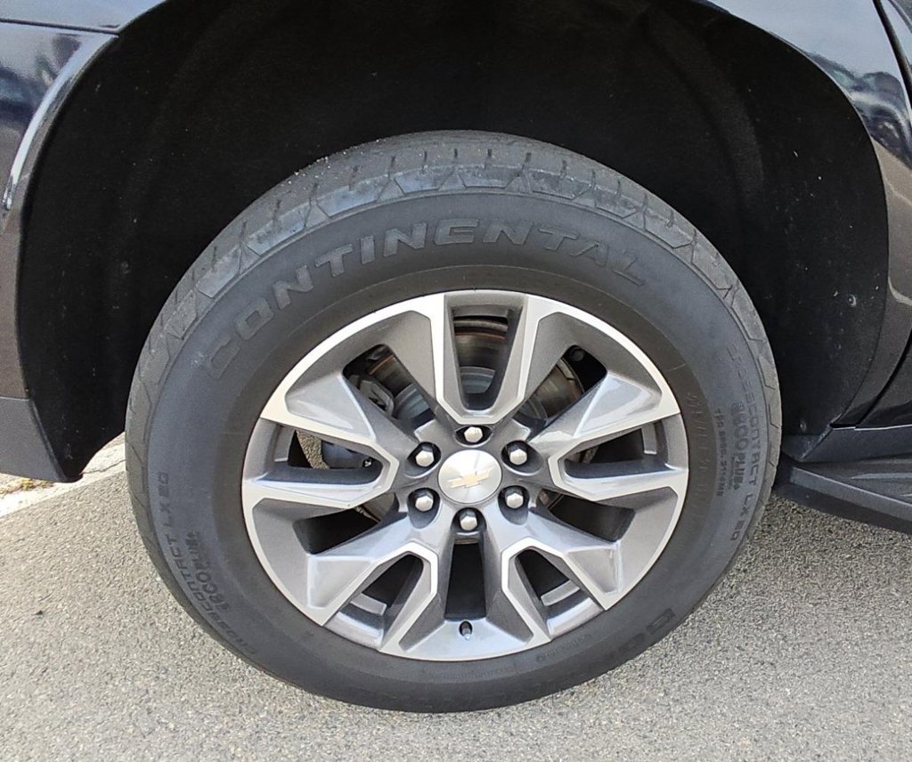 Used 2022 Chevrolet Tahoe LT w/ LT Signature Plus Package RWD image 12
