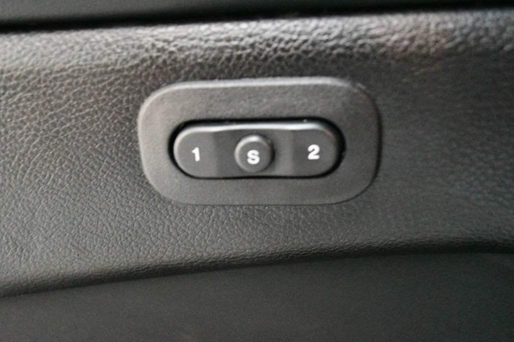 Used 2022 Jeep Grand Cherokee Limited AWD/4WD image 67