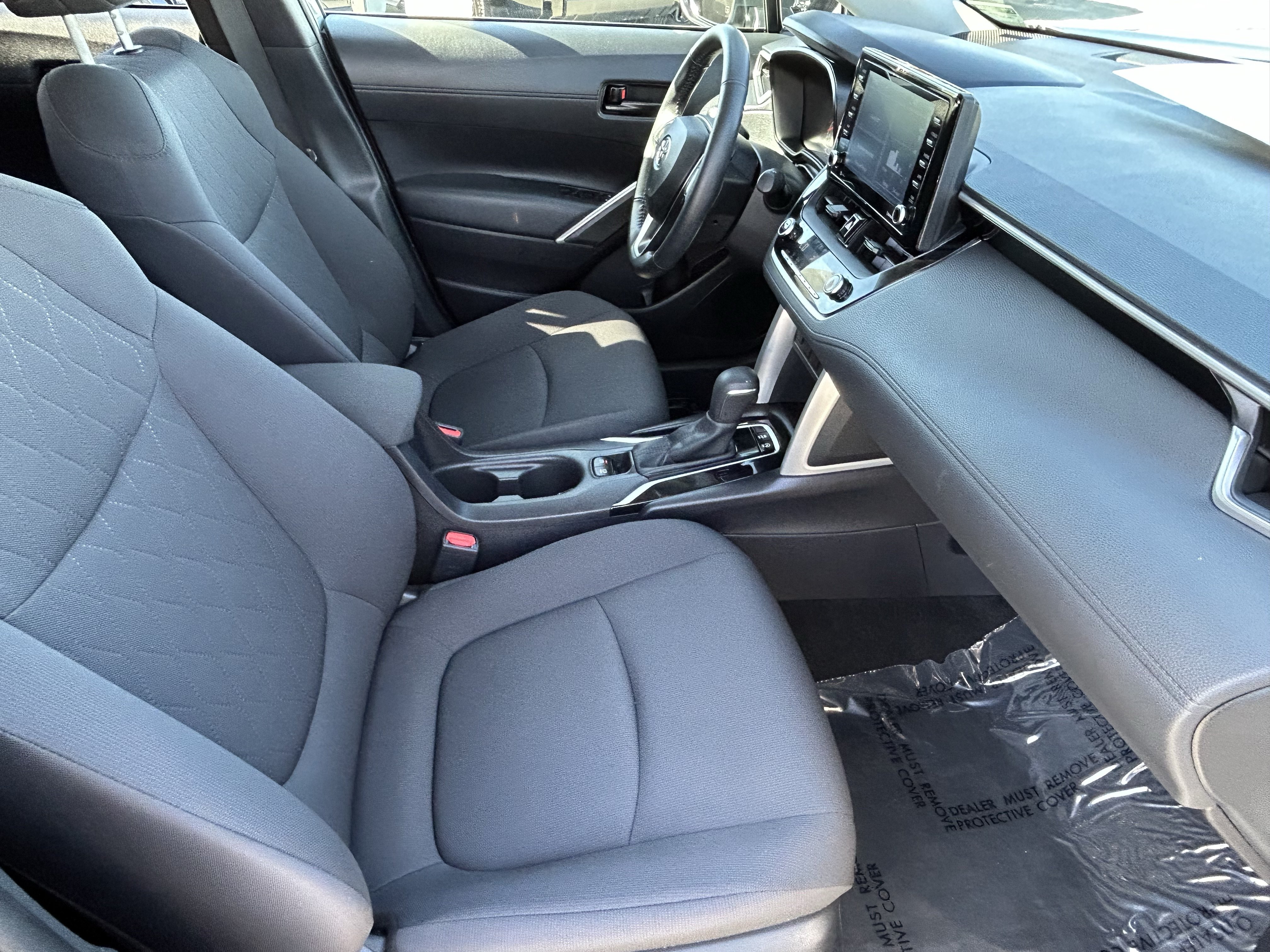 Certified 2022 Toyota Corolla Cross LE w/ Moonroof Package AWD/4WD image 10