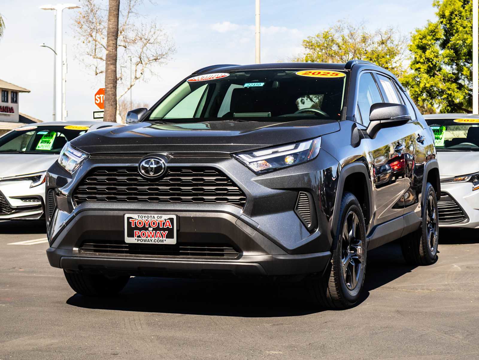 Used 2025 Toyota RAV4 XLE w/ Convenience Package image 3