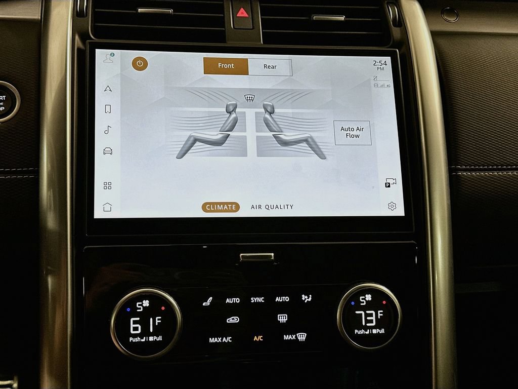 Certified 2025 Land Rover Discovery Dynamic SE AWD/4WD image 17