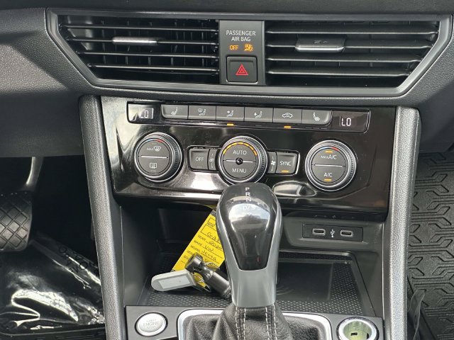 Used 2022 Volkswagen Jetta SEL FWD image 20