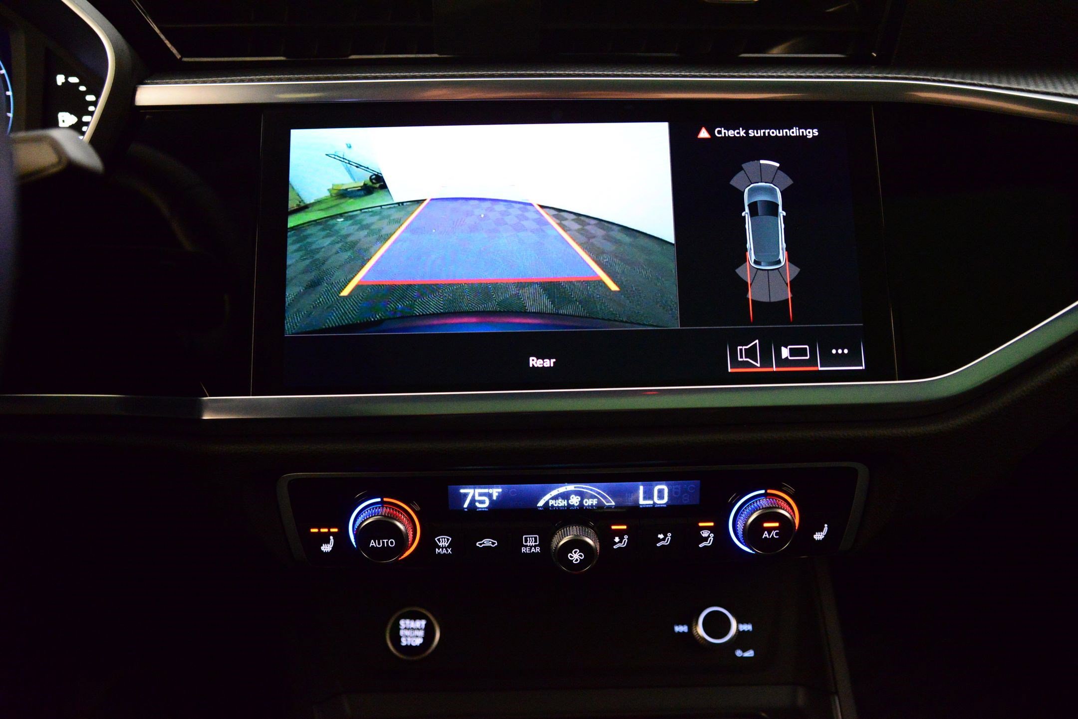 Certified 2025 Audi Q3 2.0T Premium w/ Convenience Package image 29