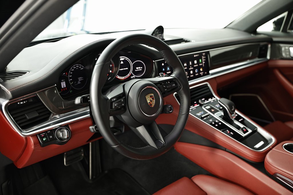 Certified 2023 Porsche Panamera 4S image 4