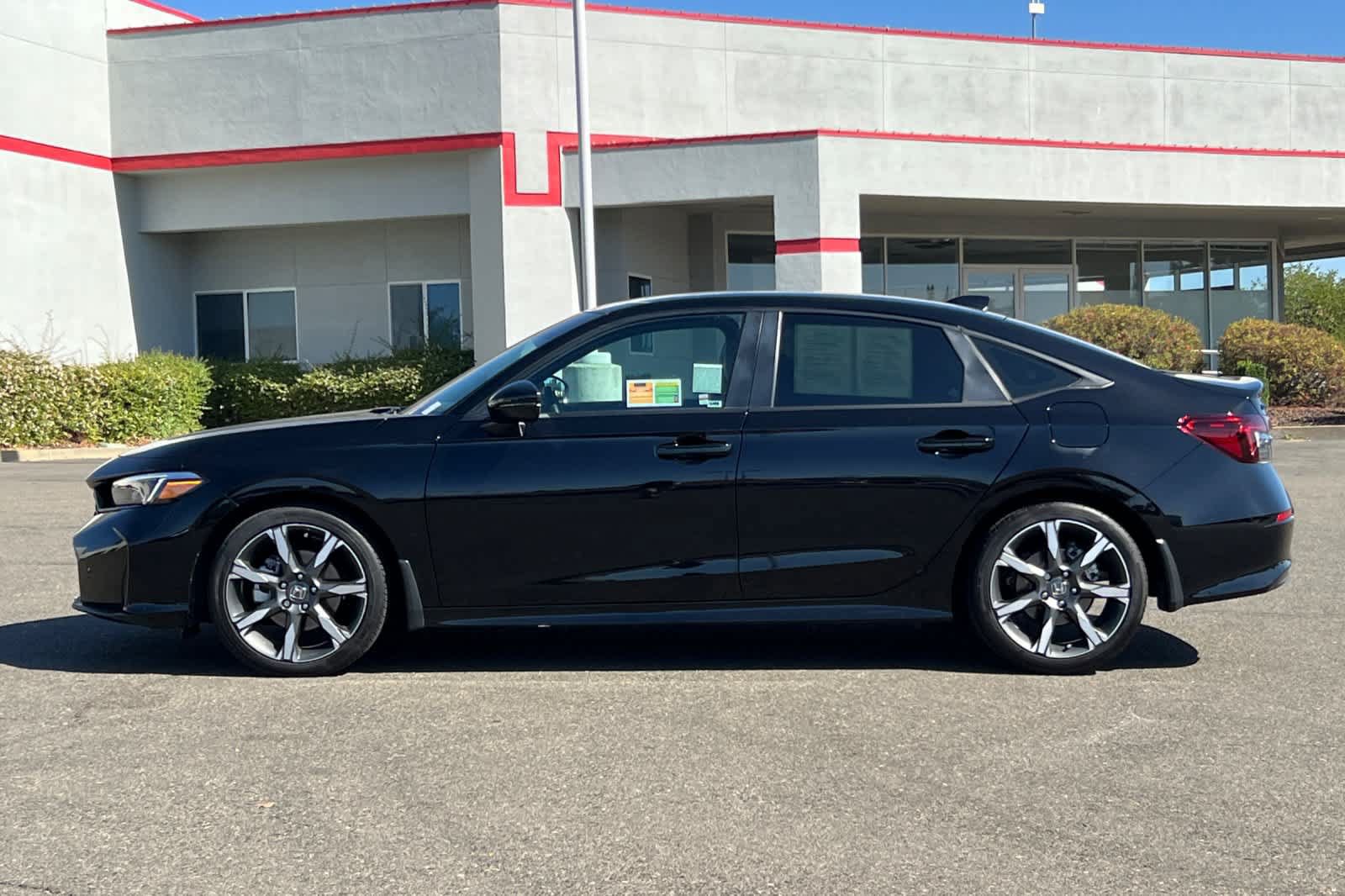Used 2026 Honda Civic Sport Touring image 9