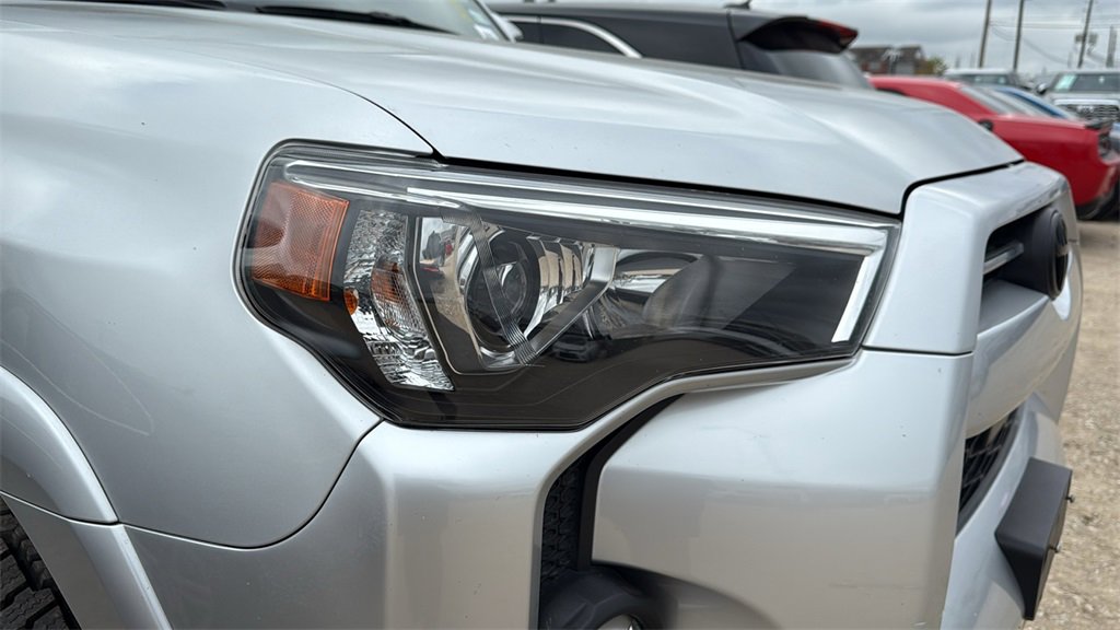 Used 2022 Toyota 4Runner SR5 image 9