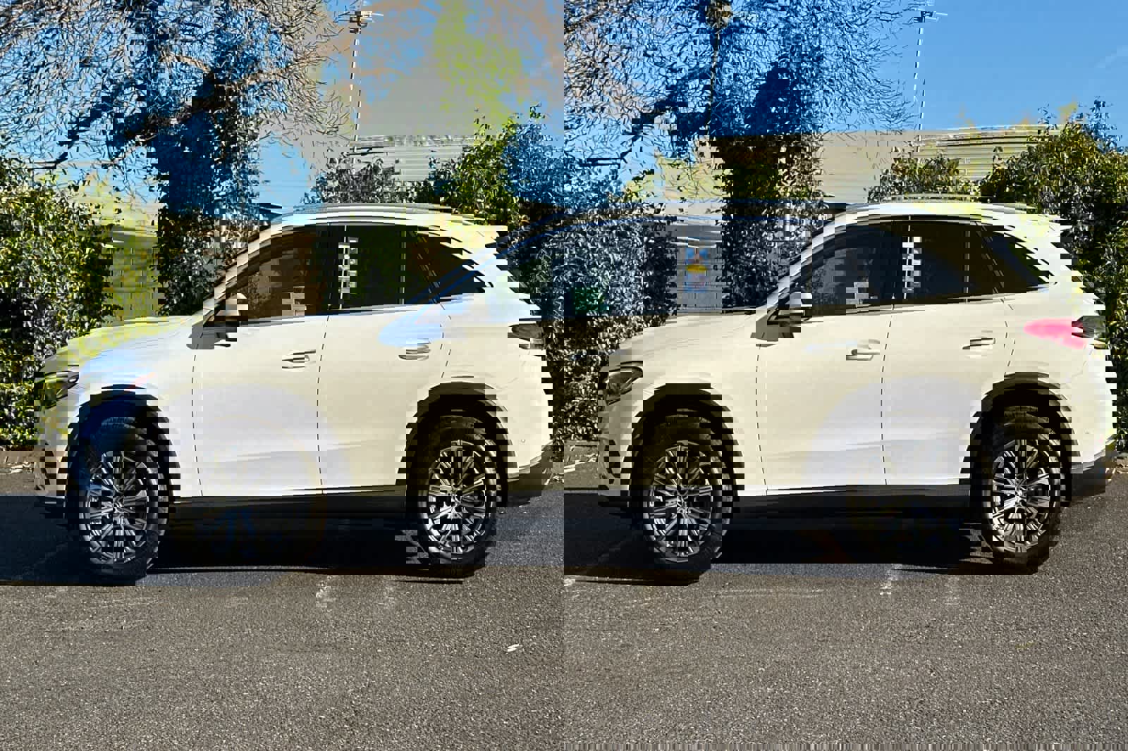 Certified 2026 Mercedes-Benz GLC 300 GLC 300 image 6