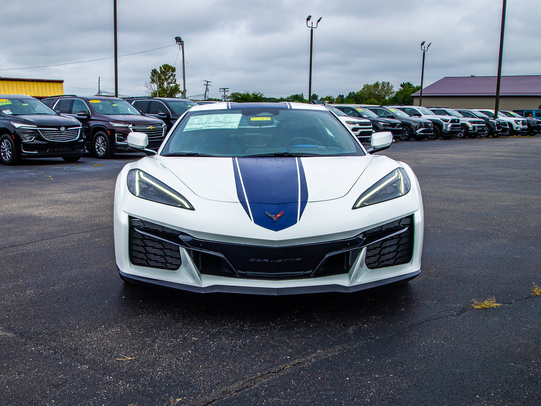 New 2027 Chevrolet Corvette Grand Sport RWD image 2