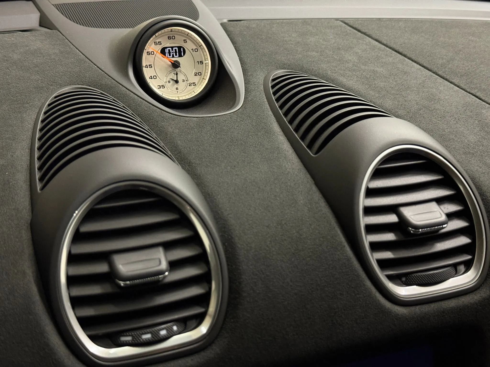 Used 2023 Porsche 718 Cayman GT4 RS image 42