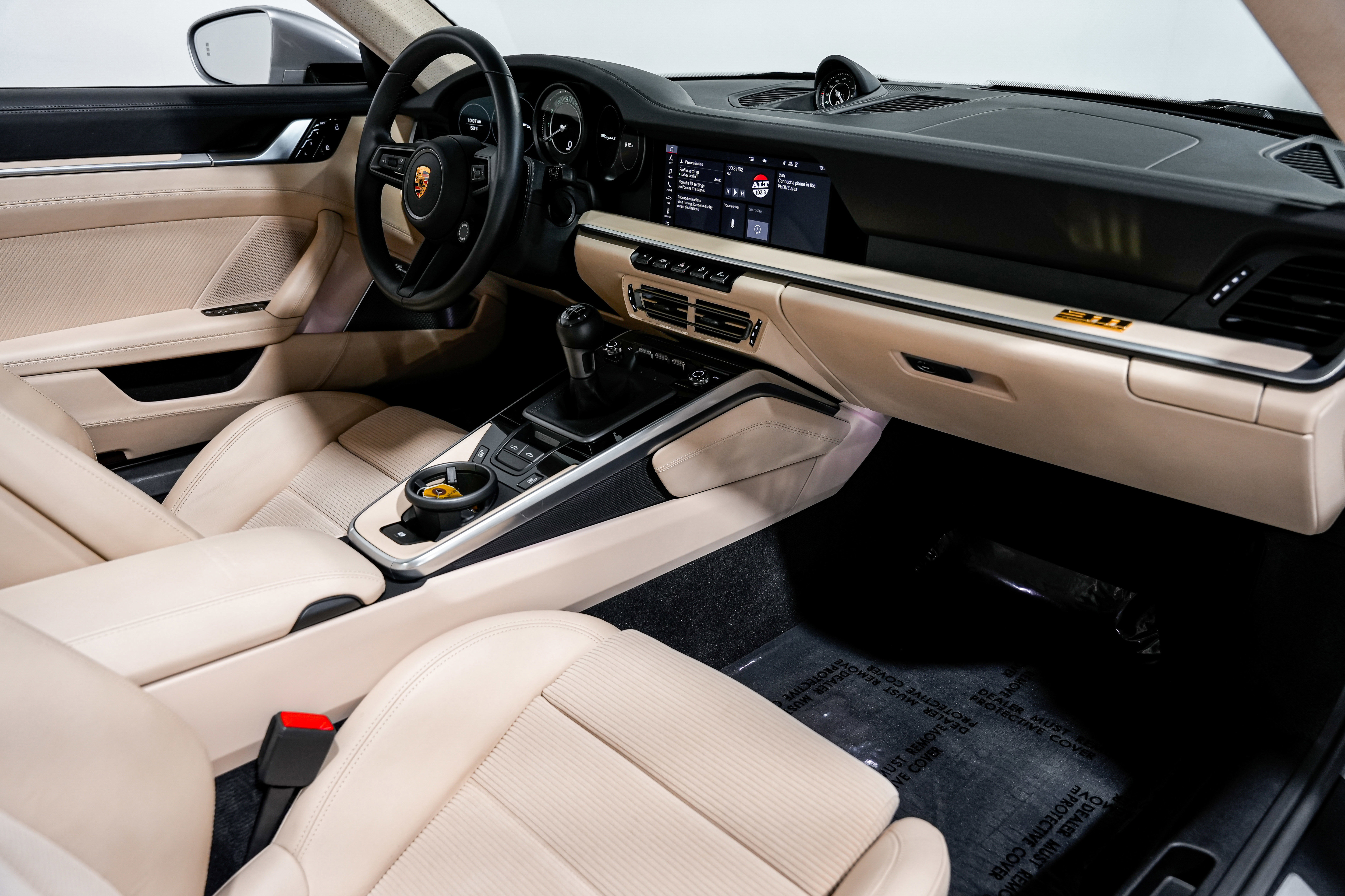 Used 2021 Porsche 911 Targa 4S Heritage Design image 39