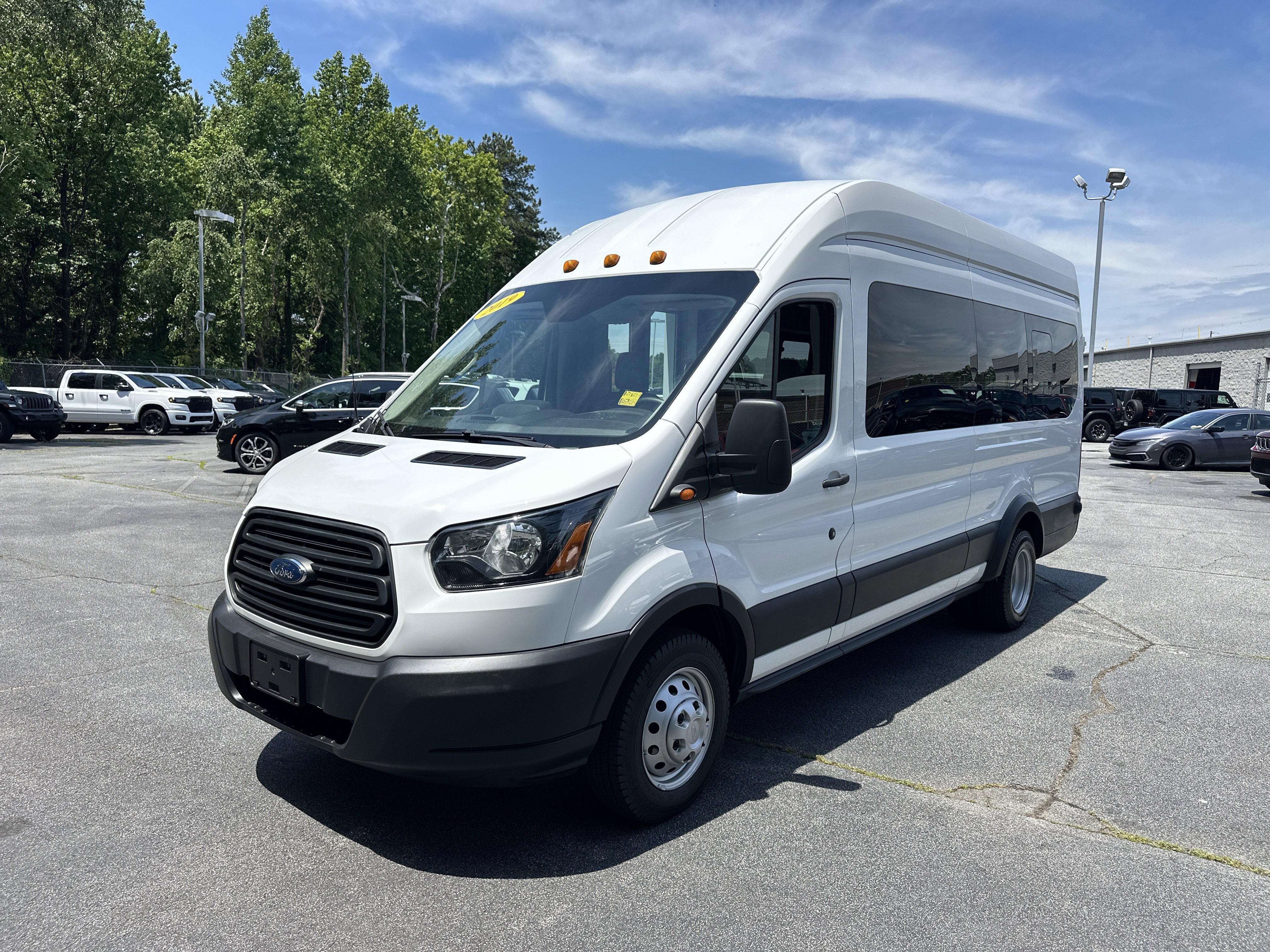 Used 2019 Ford Transit 350 XL RWD image 5