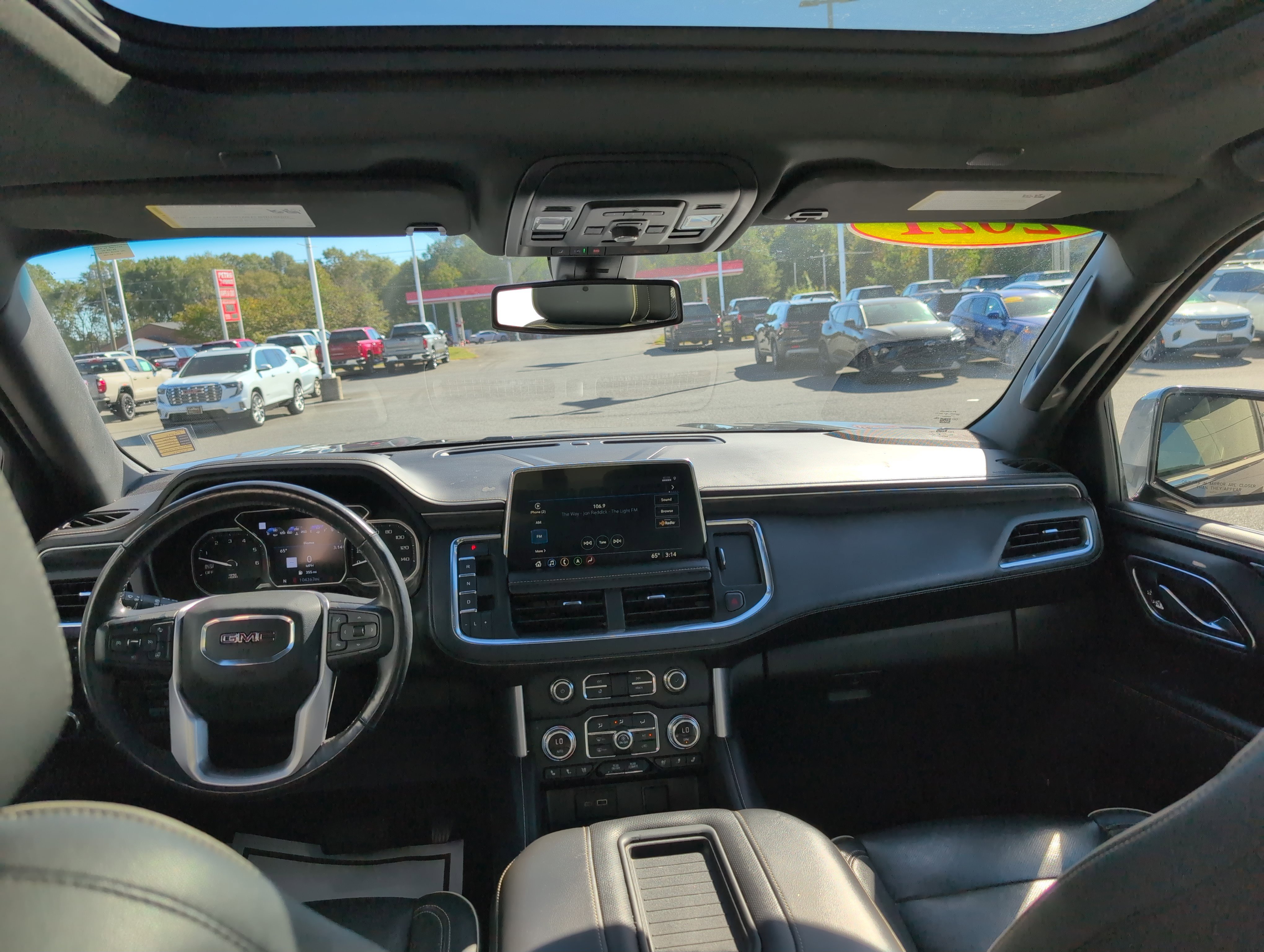 Used 2021 GMC Yukon XL SLT w/ SLT Luxury Plus Package image 39