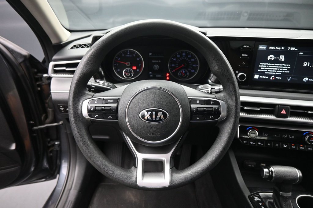 Used 2021 Kia K5 LXS FWD image 11
