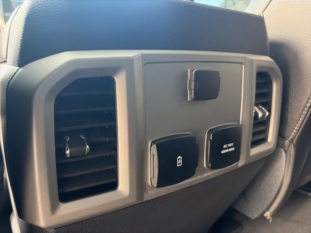 Used 2021 Ford F250 Lariat w/ Lariat Ultimate Package AWD/4WD image 30