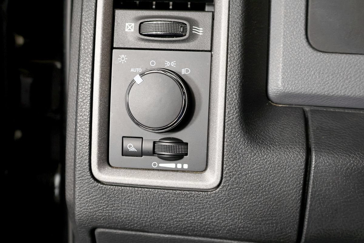 Used 2016 RAM 1500 Tradesman w/ Popular Equipment Group AWD/4WD image 32