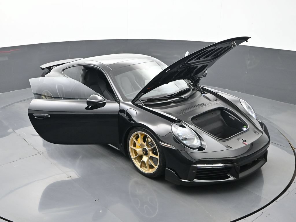 Certified 2024 Porsche 911 Turbo AWD/4WD image 30
