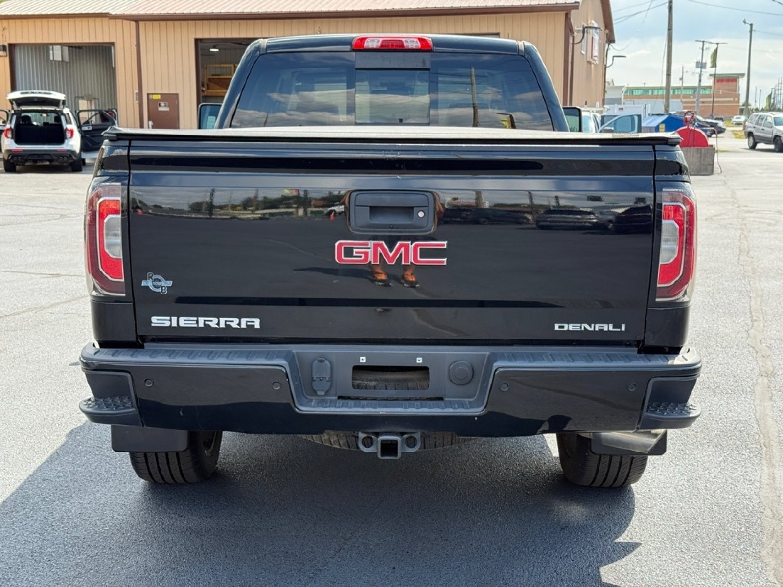 Used 2018 GMC Sierra 1500 Denali image 7