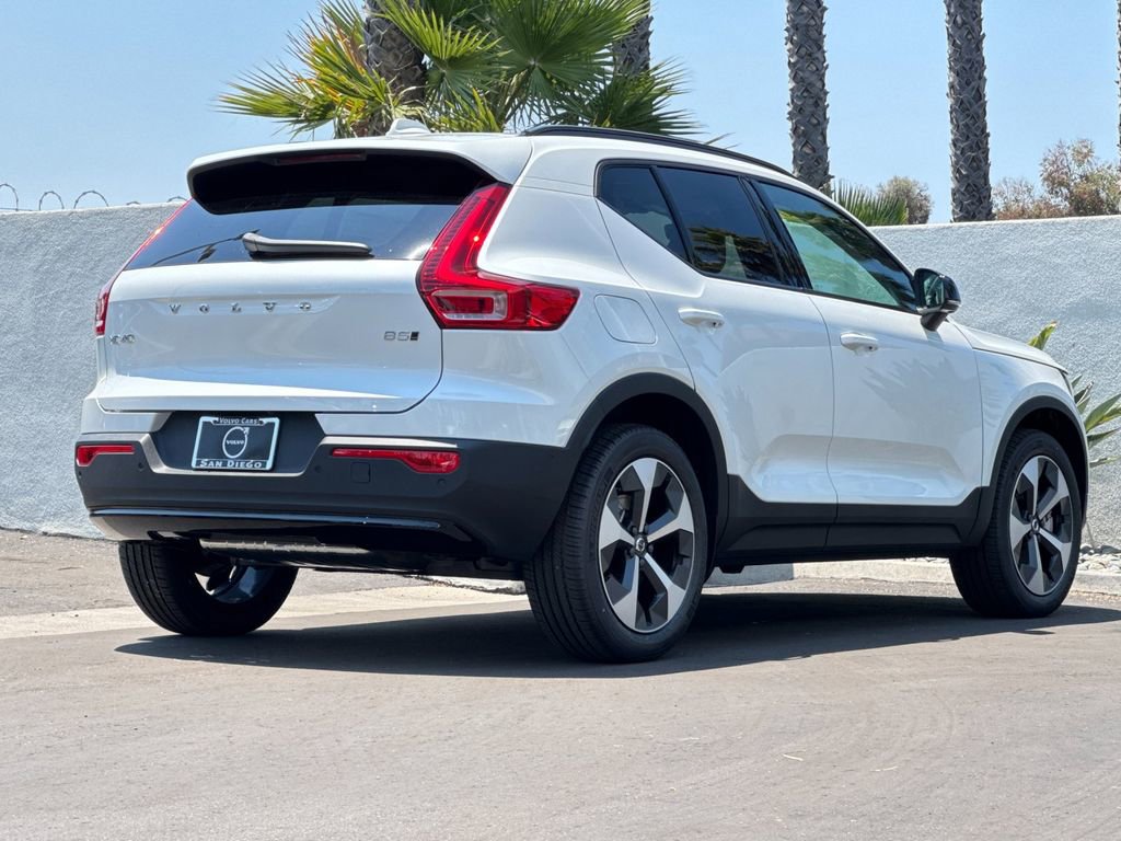 New 2026 Volvo XC40 B5 Plus w/ Protection Package Premier image 5