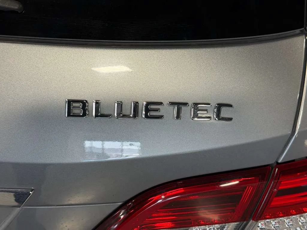 Used 2013 Mercedes-Benz ML 350 BlueTEC 4MATIC image 11