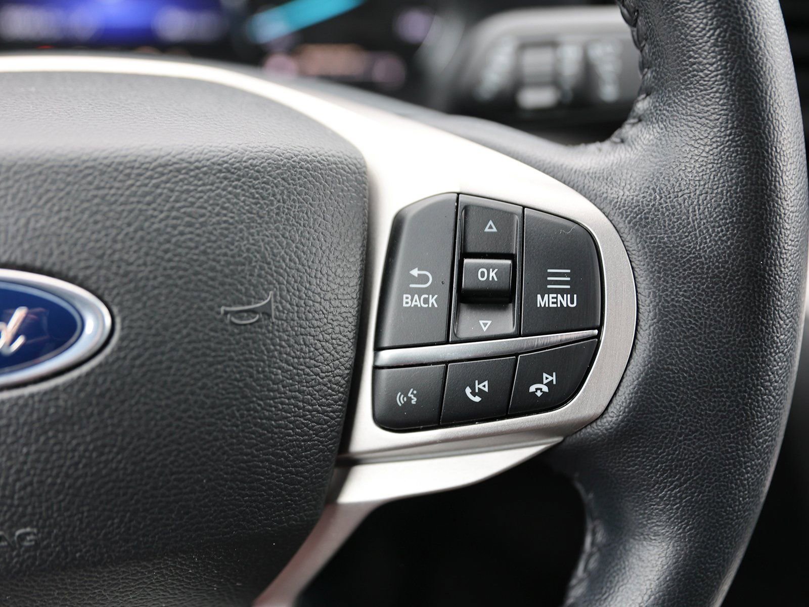 Certified 2023 Ford Explorer XLT image 41