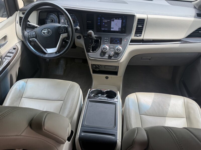 Used 2015 Toyota Sienna XLE w/ XLE Navigation Package AWD/4WD image 60